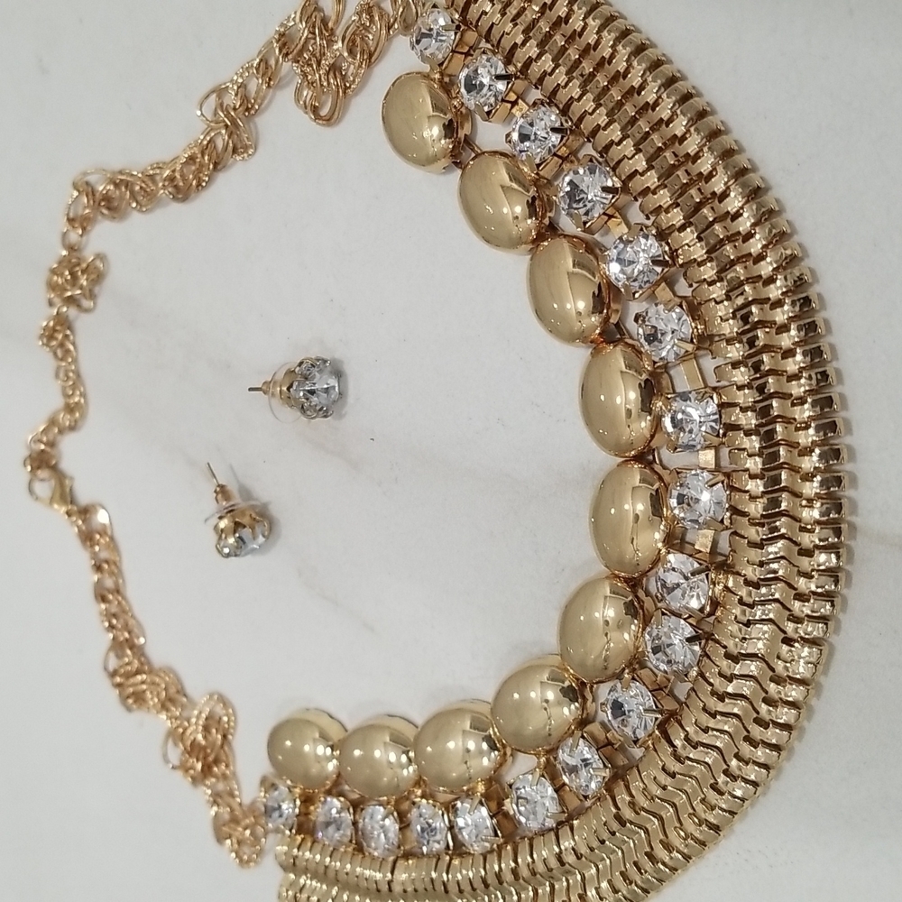 AS Gold-tone &‎ Crystal Sparkle Necklace & Matching Stud Earrings Set
